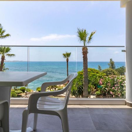 Rododafni Beach Apartments Paphos Esterno foto