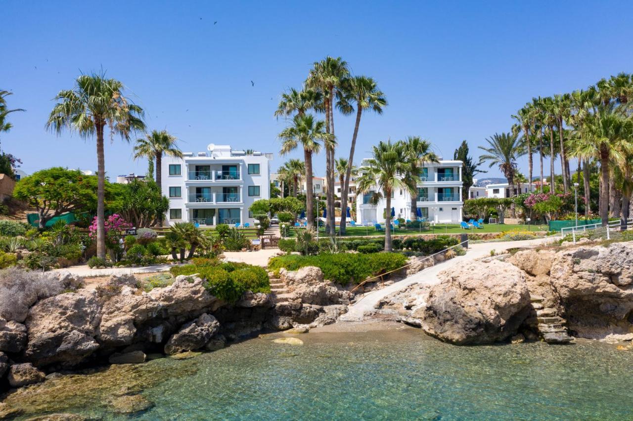 Rododafni Beach Apartments Paphos Esterno foto