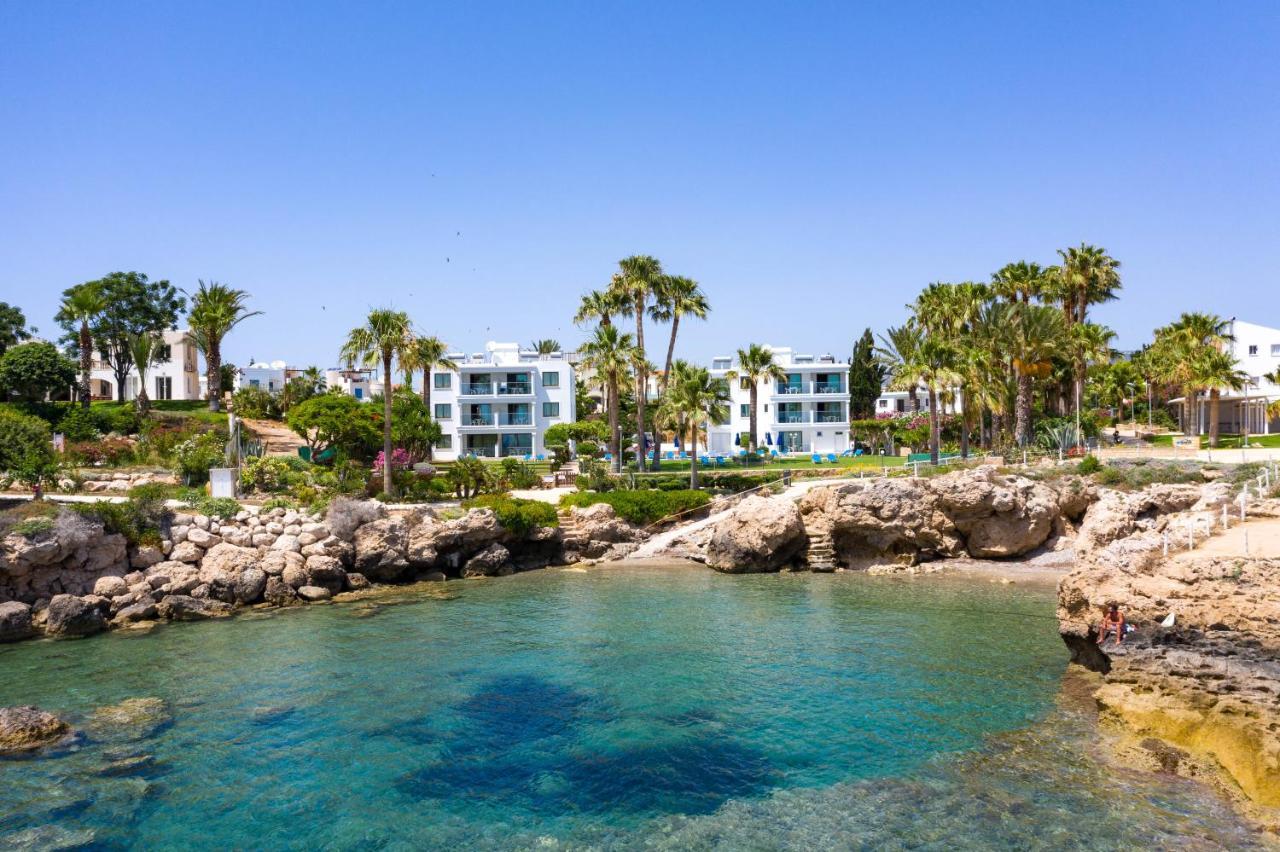 Rododafni Beach Apartments Paphos Esterno foto