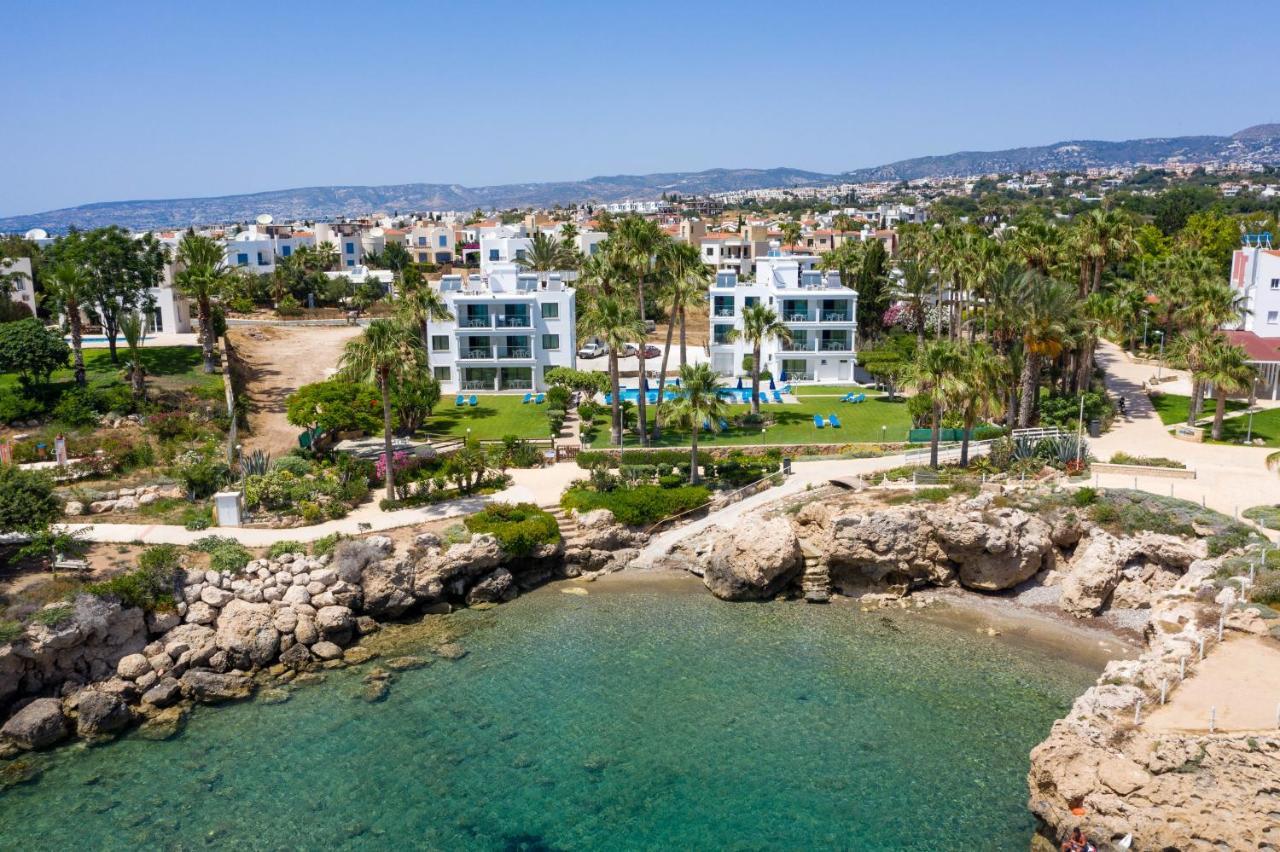 Rododafni Beach Apartments Paphos Esterno foto