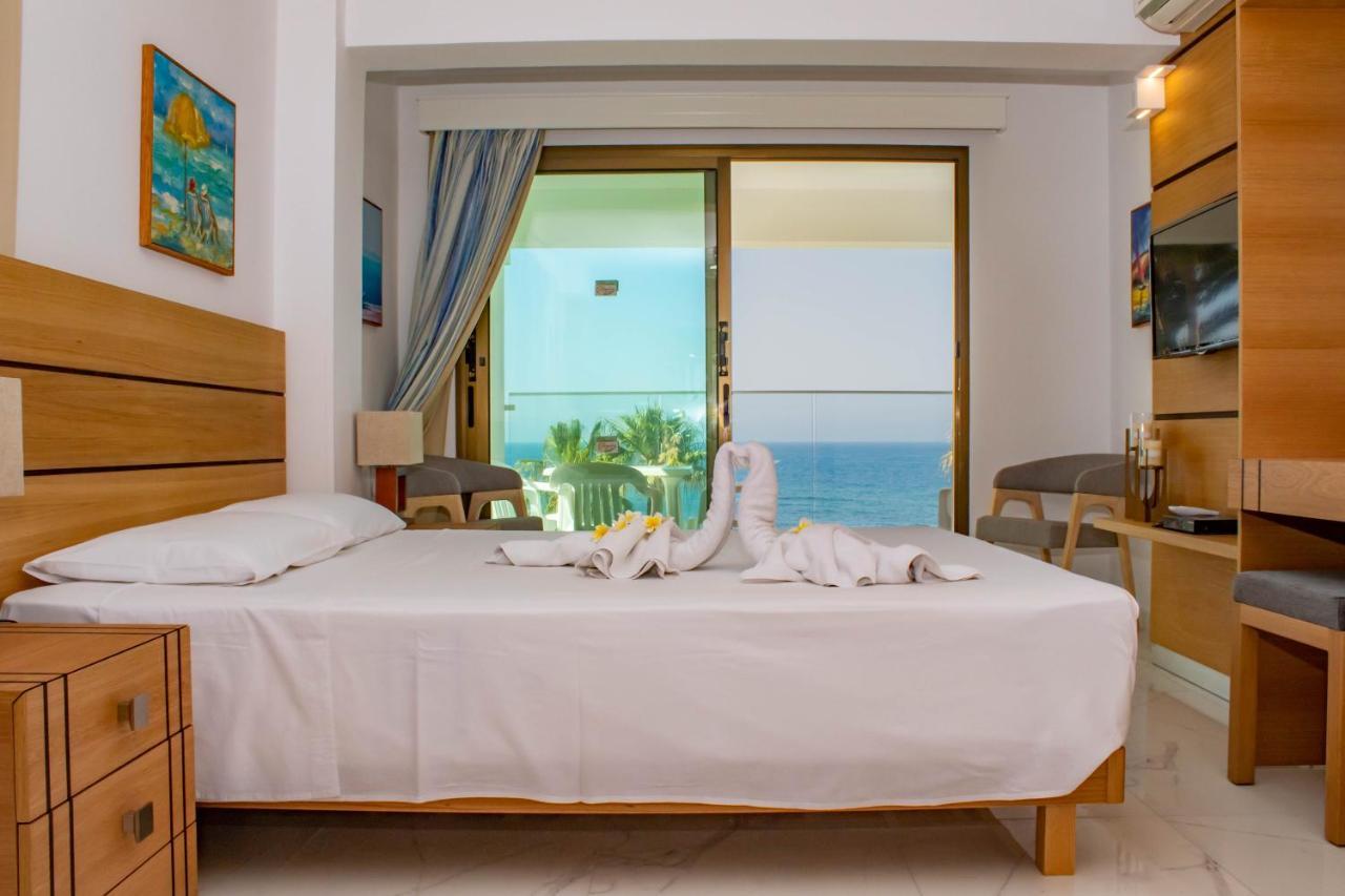 Rododafni Beach Apartments Paphos Esterno foto