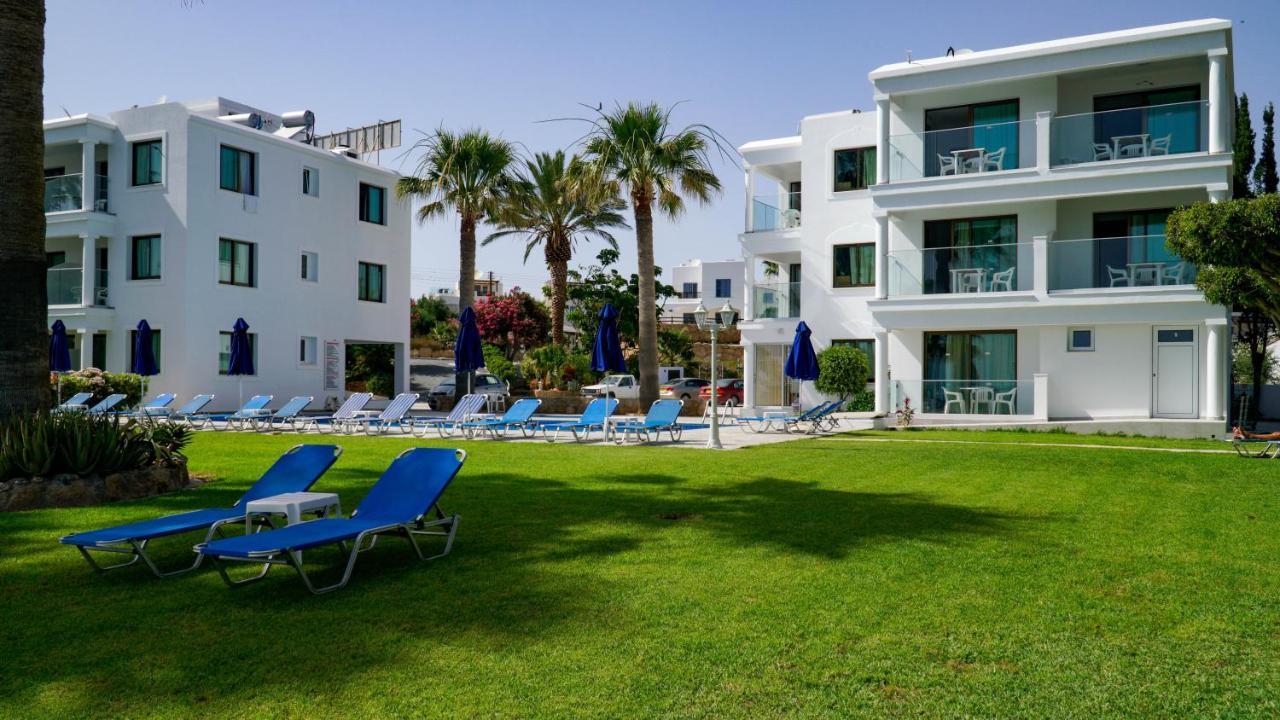 Rododafni Beach Apartments Paphos Esterno foto