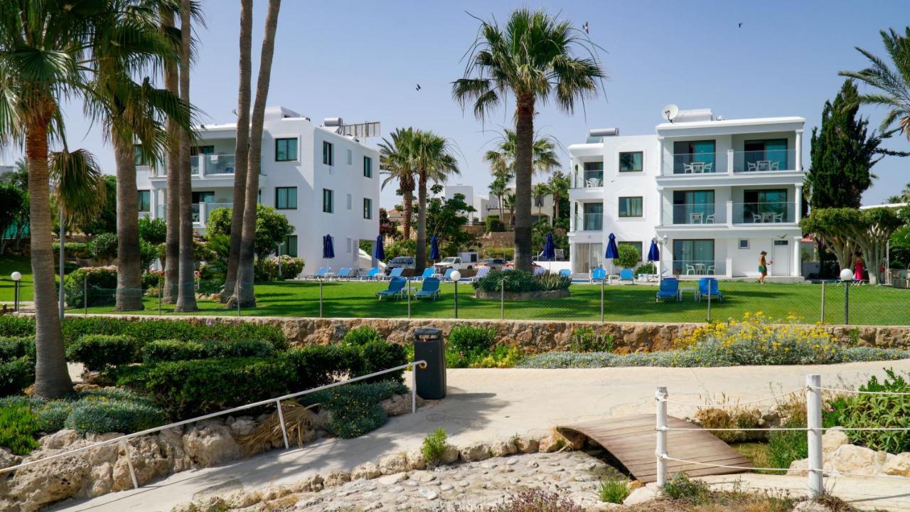 Rododafni Beach Apartments Paphos Esterno foto