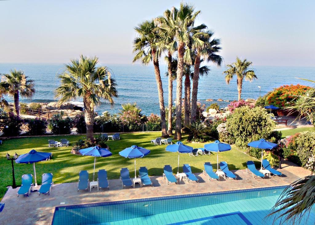 Rododafni Beach Apartments Paphos Esterno foto